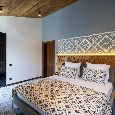 Villa Apartel Shaian