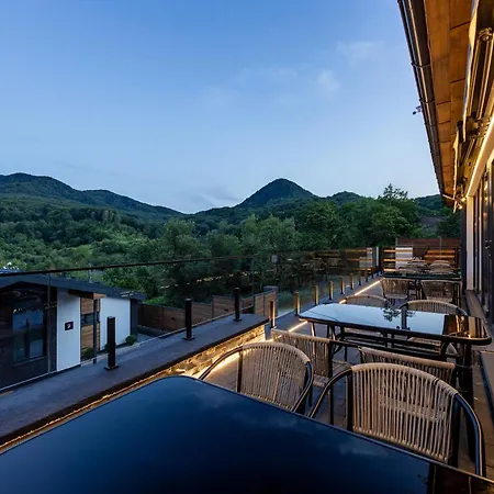 Apartel Villa Shaian