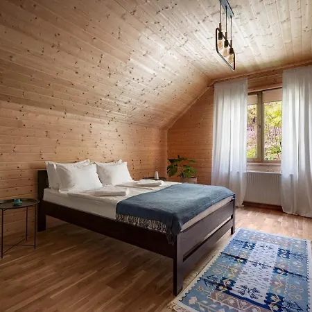 Apartel Villa Sjaian