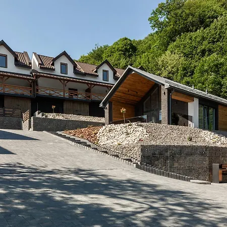 Villa Apartel Sjaian